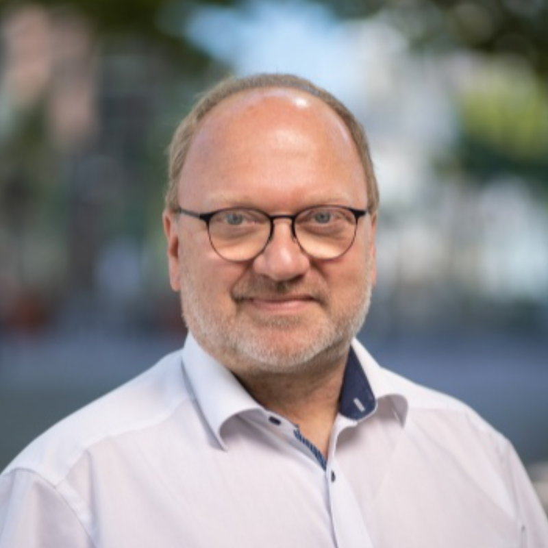  Dirk Mayer